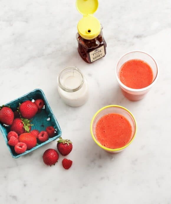 berry smoothies // loveandlemons.com